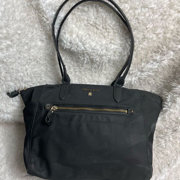 Michael Black Nylon Medium shoulder bag with gold tone hardwares. - Picture 1 of 15